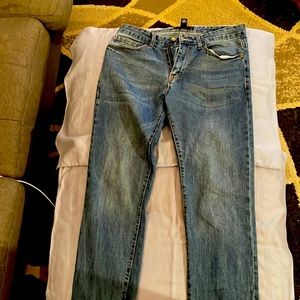 Forever 21 blue jeans size 31/31